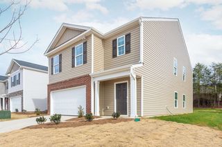 2527 Lily Dr, Haw River, NC 27258