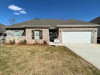146 Wisconsin Ave, Thorsby, AL 35171