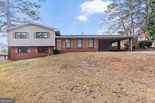 3727 Calmer Cir, East Pt, GA 30344