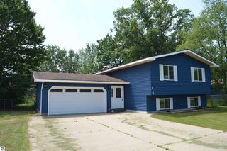413 Norway St, Kalkaska, MI 49646