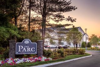 1 Gatehouse Dr #323, Medfield, MA 02052