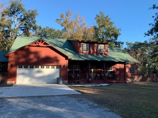775 McDaniels Fishcamp Rd, Freeport, FL 32439