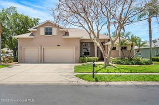2242 Woodfield Cir, West Melbourne, FL 32904