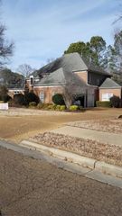 8670 Tanoak Dr, Germantown, TN 38138