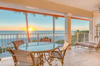 6424 Gulf Dr #7, Bradenton Beach, FL 34217