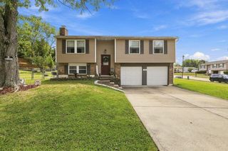 10 Fairlawn Cir, Erlanger, KY 41018