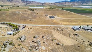 Castle Gate Dr, Tehachapi, CA 93561