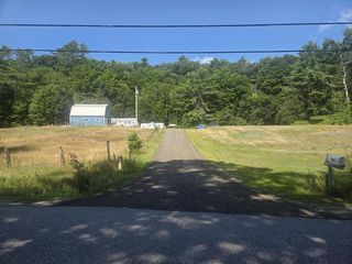 430 County Road, Turner, ME 04282