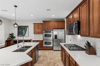 275 Spectacular St, Henderson, NV 89052