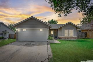 8726 RIDGE MOON DR, San Antonio, TX 78239