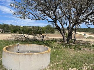 181 W  Starview Cv, Blanco, TX 78606