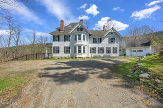 21 Stockbridge Rd, West Stockbridge, MA 01266
