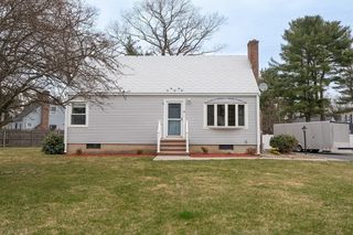18 Hathaway Rd, Wilmington, MA 01887