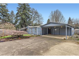 33918 NE Prairie St, Scappoose, OR 97056