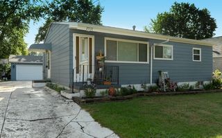 2937 Stockton St, Akron, OH 44314
