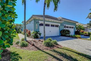 7202 Dominica Dr, Naples, FL 34113