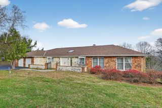 66 Murray Dr, Chester, NY 10918