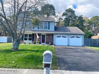 613 Haifa Court, Toms River, NJ 08753