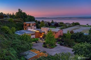 537 Jackson Street, Port Townsend, WA 98368