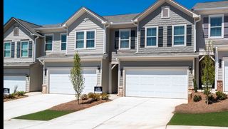 2150 Spring Rush Dr #38, Buford, GA 30519
