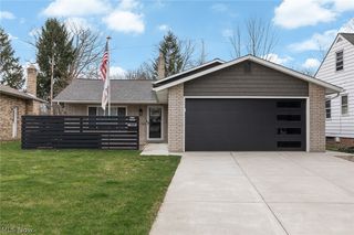 164 Westbrook Dr, Euclid, OH 44132