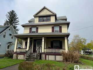 102 Hall Ave, Jamestown, NY 14701