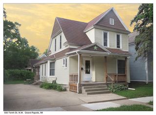 930 10th St NW, Grand Rapids, MI 49504