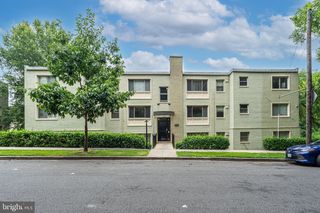 2850 Hartford St SE #303, Washington, DC 20020