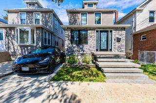 842 Hollywood Ave #1, Bronx, NY 10465