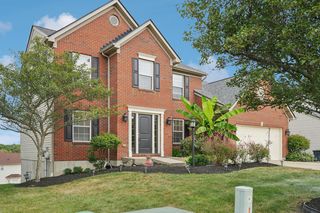 2120 Glenview Dr, Hebron, KY 41048