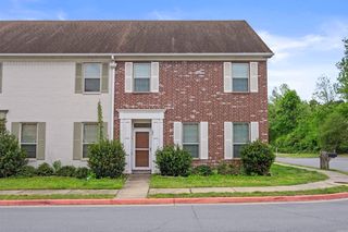 221 Prospect Park Cir, Bryant, AR 72022
