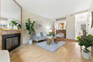 1442 Essex St #4, San Diego, CA 92103