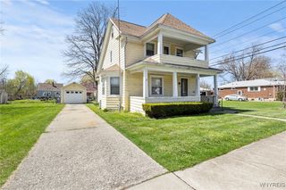 404 72nd St, Niagara Falls, NY 14304