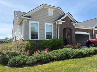582 Ivyland St, Ann Arbor, MI 48108