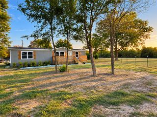 256 County Road 3101, Greenville, TX 75402