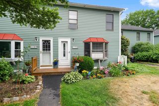 1108 Piscassic St, Newmarket, NH 03857