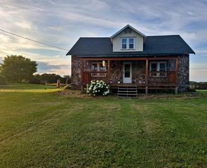 8184 Schultz Rd, Hubbard Lake, MI 49747