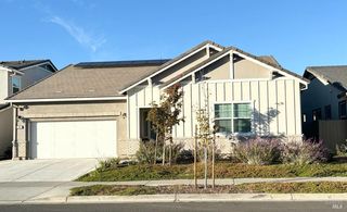754 Hydrangea Dr, Vacaville, CA 95687