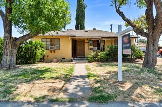 1822 Kenmore Dr, Fresno, CA 93703