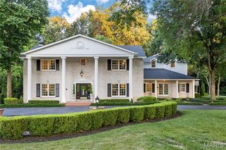 34 Somerset Downs Dr, Saint Louis, MO 63124