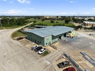 1707 Graham Rd, College Station, TX 77845