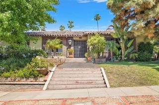 1561 El Miradero Ave, Glendale, CA 91201
