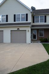 1435 Mohr Cir, Macungie, PA 18062