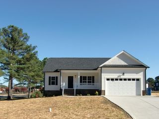 201 Marlowe Dr, Dunn, NC 28334