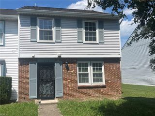 1318 Peabody Dr, Hampton, VA 23666