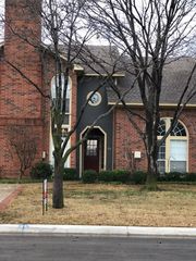 136 Cobblestone Row, Denton, TX 76207