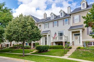 1143 Orangery Ct, Carol Stream, IL 60188