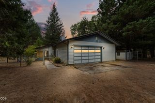 1475 Pleasant Creek Rd, Rogue River, OR 97537
