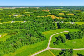 17 Starling Ct, Wooldridge, MO 65287