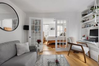 15 Jones St #5D, New York, NY 10014